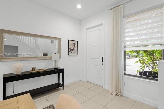 Foto del edificio - 110 NW 209th Way