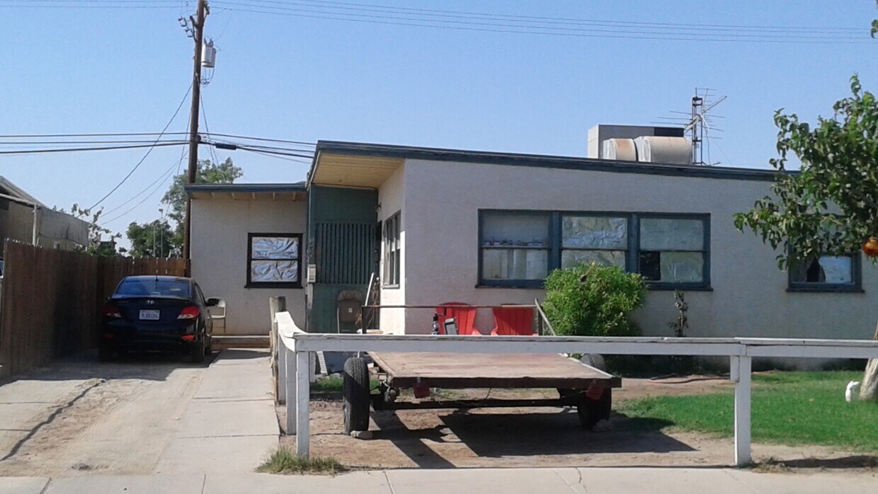 1252 Vine St Unit 2, El Centro, CA 92243 Apartments in El Centro, CA