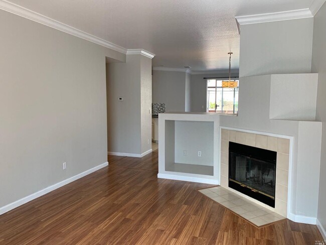 Building Photo - 1814 Autumn Meadow Dr