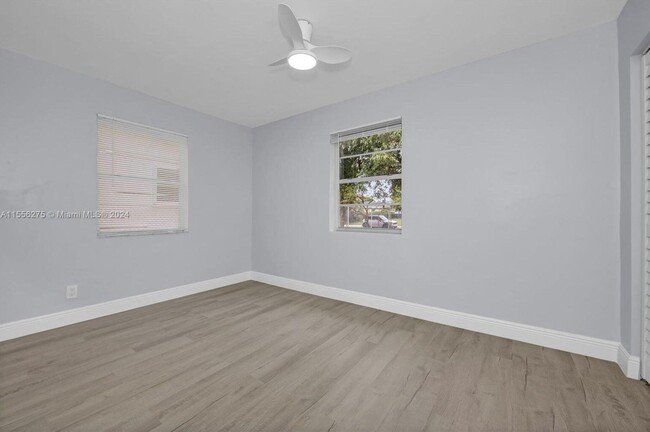 Foto del edificio - 145 SW 13th Ave