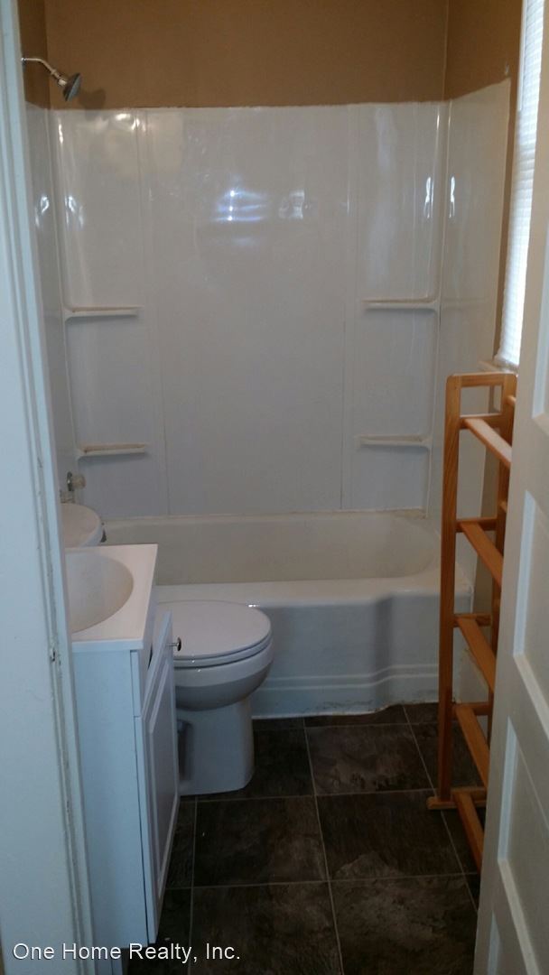 Building Photo - 1 br, 1 bath House - 3321 Doniphan