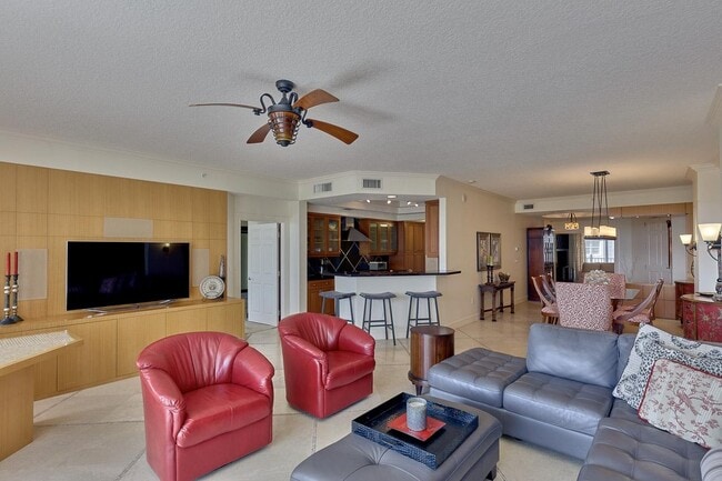 Building Photo - 221 Ocean Grande Blvd