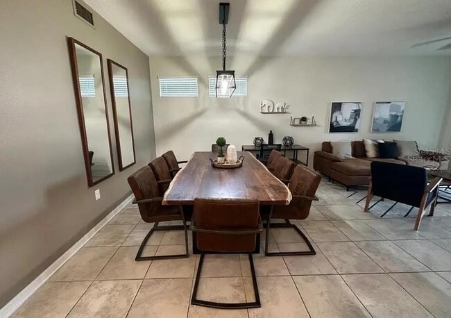 Foto del edificio - 3161 Paradox Cir