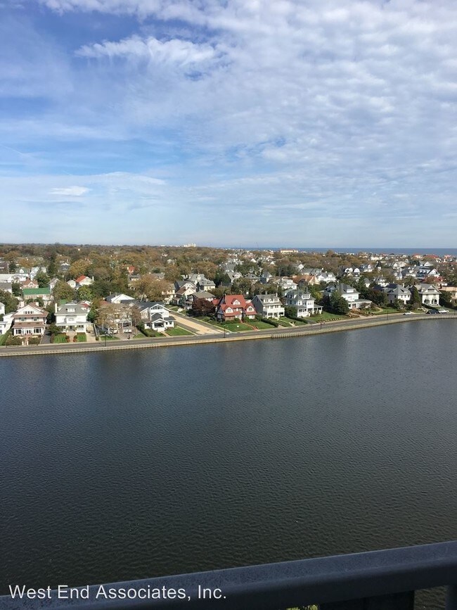 Foto del edificio - 510 Deal Lake Dr