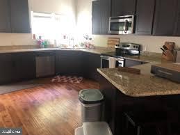 Foto principal - 7851 Nixon St