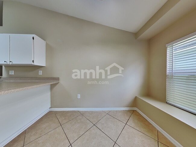 Building Photo - 1509 Kirtley Dr
