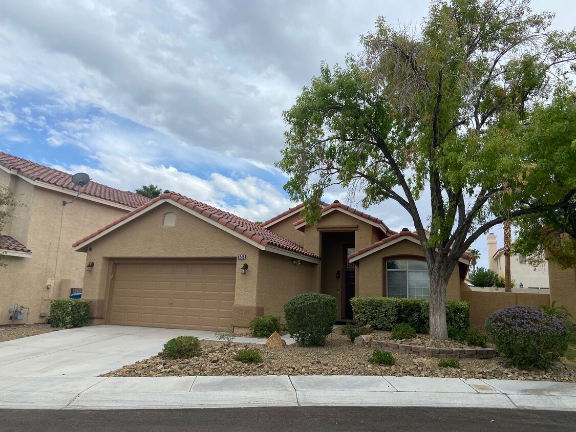 Foto principal - 8245 Ruby Mountain Way