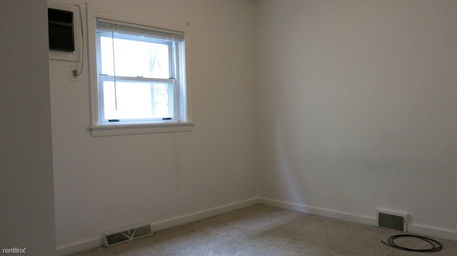 Building Photo - 2 br, 1 bath  - 625 Bellefonte St Apt 1