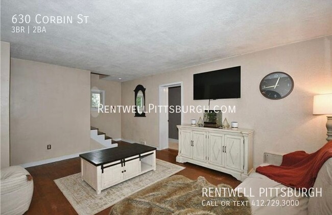 Foto del edificio - 3 Bedroom Home in West Mifflin