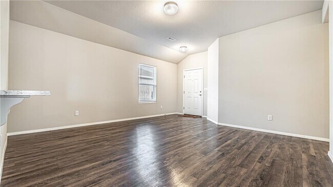 Foto del edificio - 5016 W Colfax Loop
