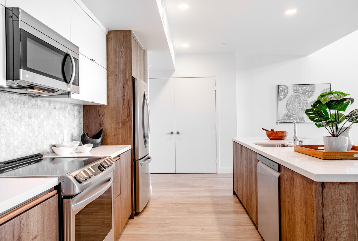 The Harper Apartments in Los Angeles, CA Westside Rentals