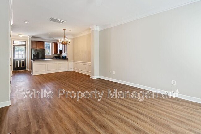 Foto del edificio - 9710 Longstone Ln