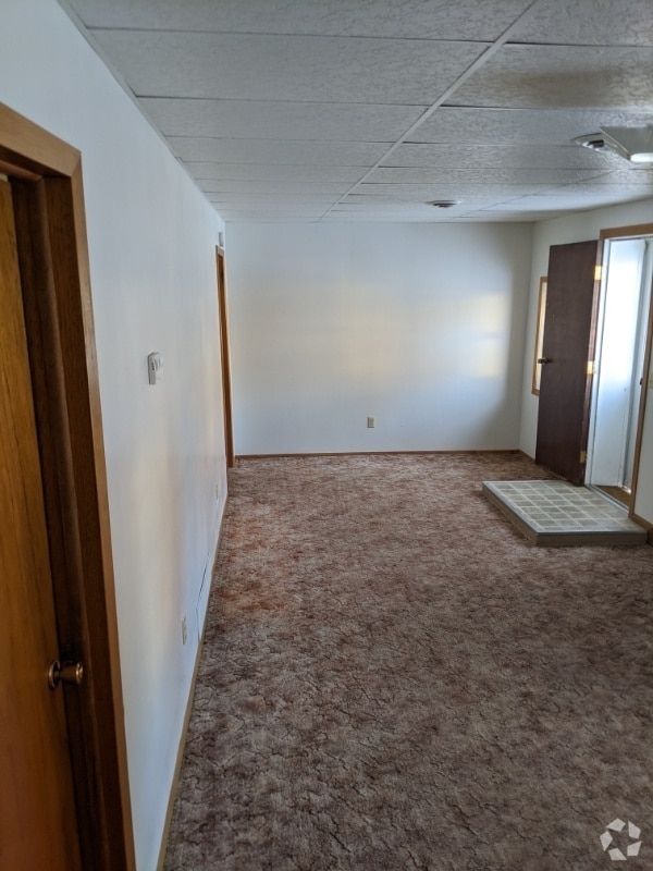 Building Photo - 424 Maple St