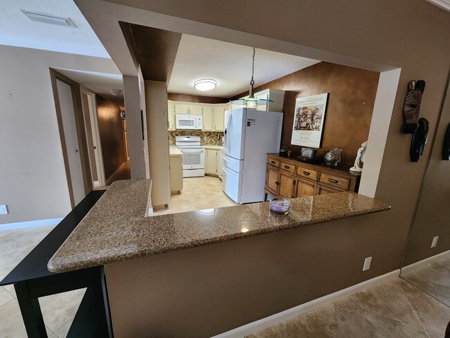 Building Photo - 3624 Alder Dr