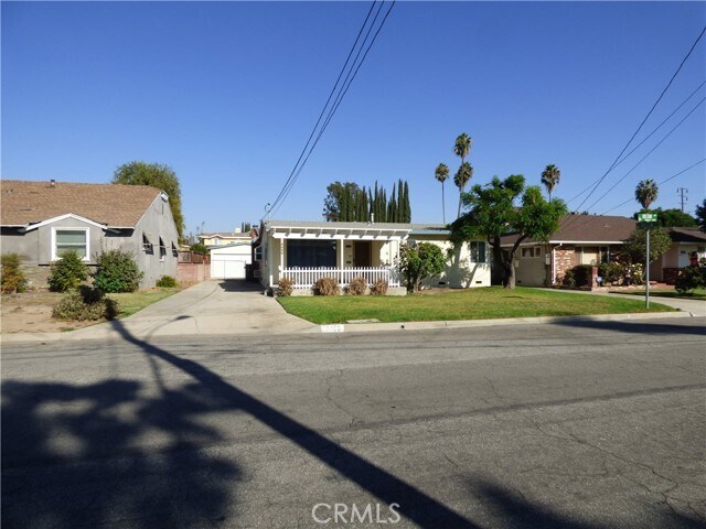 Building Photo - 5432 Hilton Ave