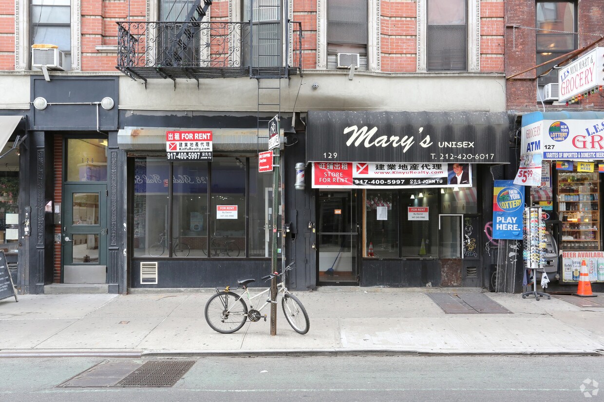 Building Photo - 129 Rivington St