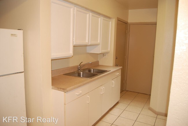 Building Photo - 2754 Wilma St