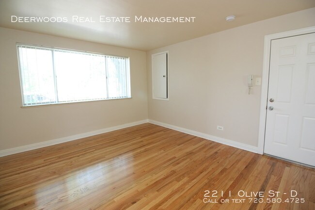 Foto del edificio - 2211 Olive St