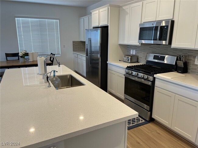 Building Photo - 144 Aqua Cmns Ln