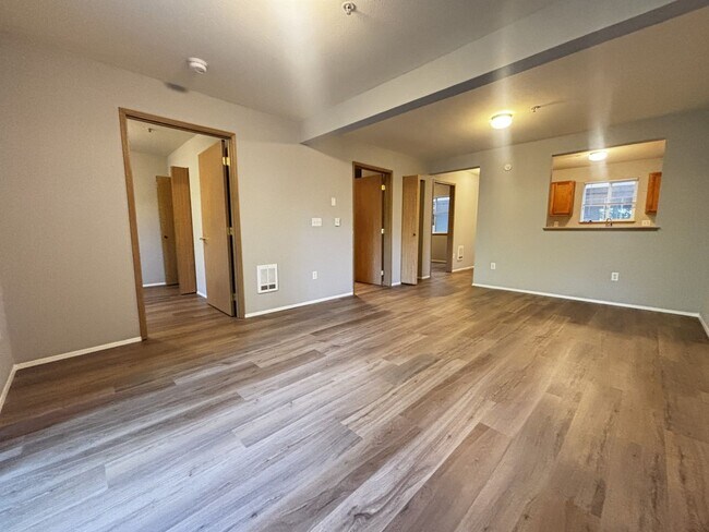 Foto del edificio - Sign your lease this October at Belleau Wo...