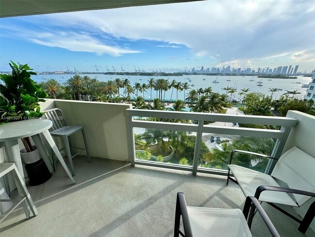 Foto del edificio - 1500 Bay Rd