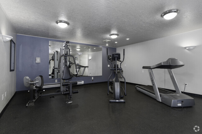 Fitness Center - LAURELWOOD ESTATES