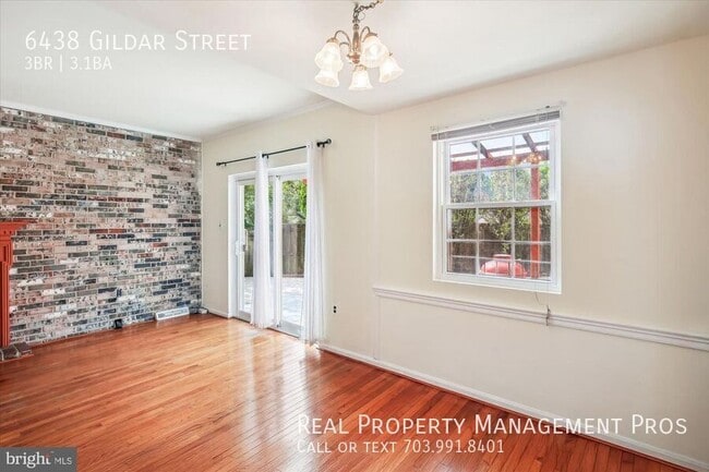 Building Photo - 6438 Gildar St