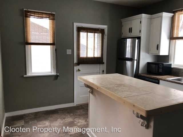 Building Photo - 3 br, 1 bath Apartment - 2110 E Rosser Ave