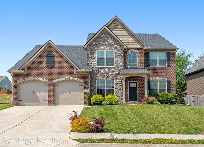 Foto del edificio - 4 br, 2.5 bath House - 925 Brookwood Lane