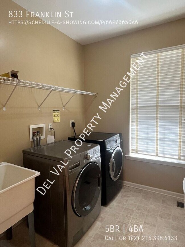 Foto del edificio - 833 Franklin St