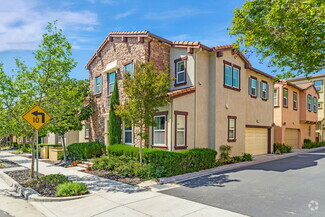 Building Photo - 3343 Vittoria Loop