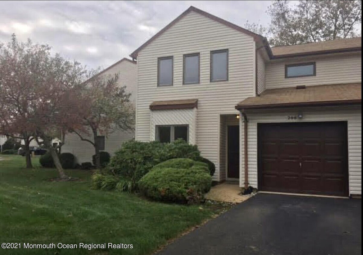 206 Pear Dr, Marlboro, NJ 07746 House Rental in Marlboro, NJ