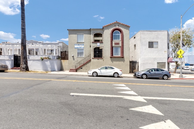 Photo - 1211 Magnolia Ave Apartment