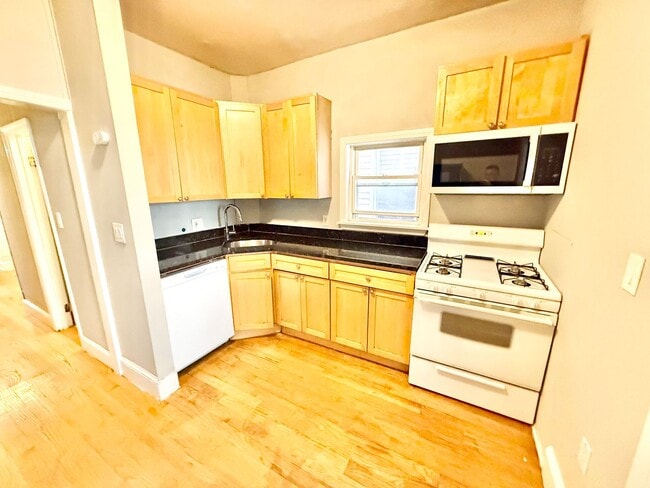 Photo - 256 Marion St. Apartment