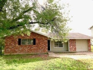 Building Photo - 913 Connecticut Dr