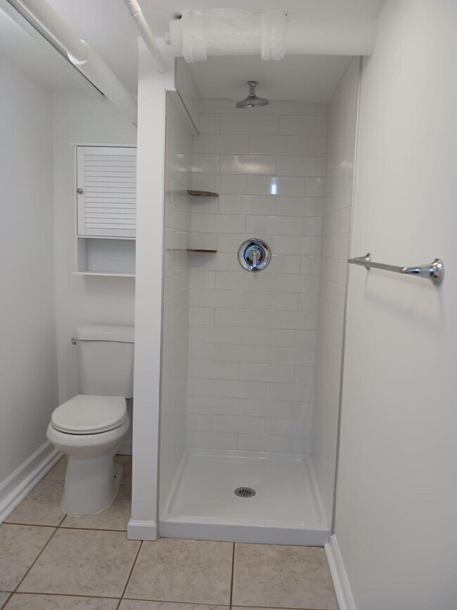 Building Photo - 28 Odell Ave