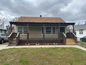 Building Photo - 1841 N Jeanette Ave