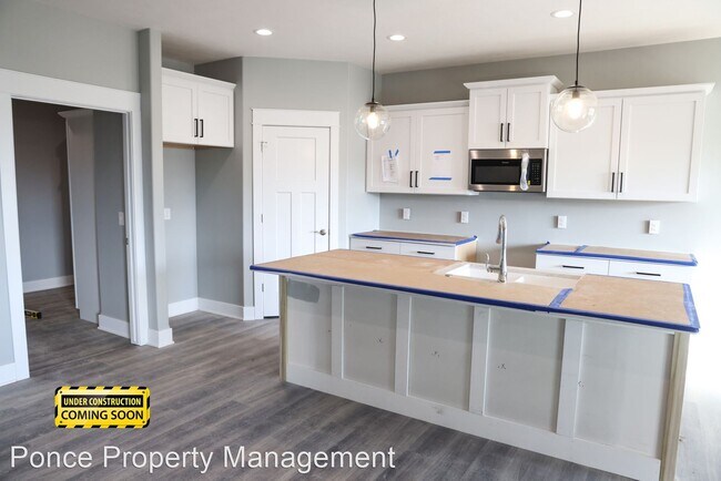 Foto del edificio - 4 br, 3 bath House - 5121 State Hill Drive