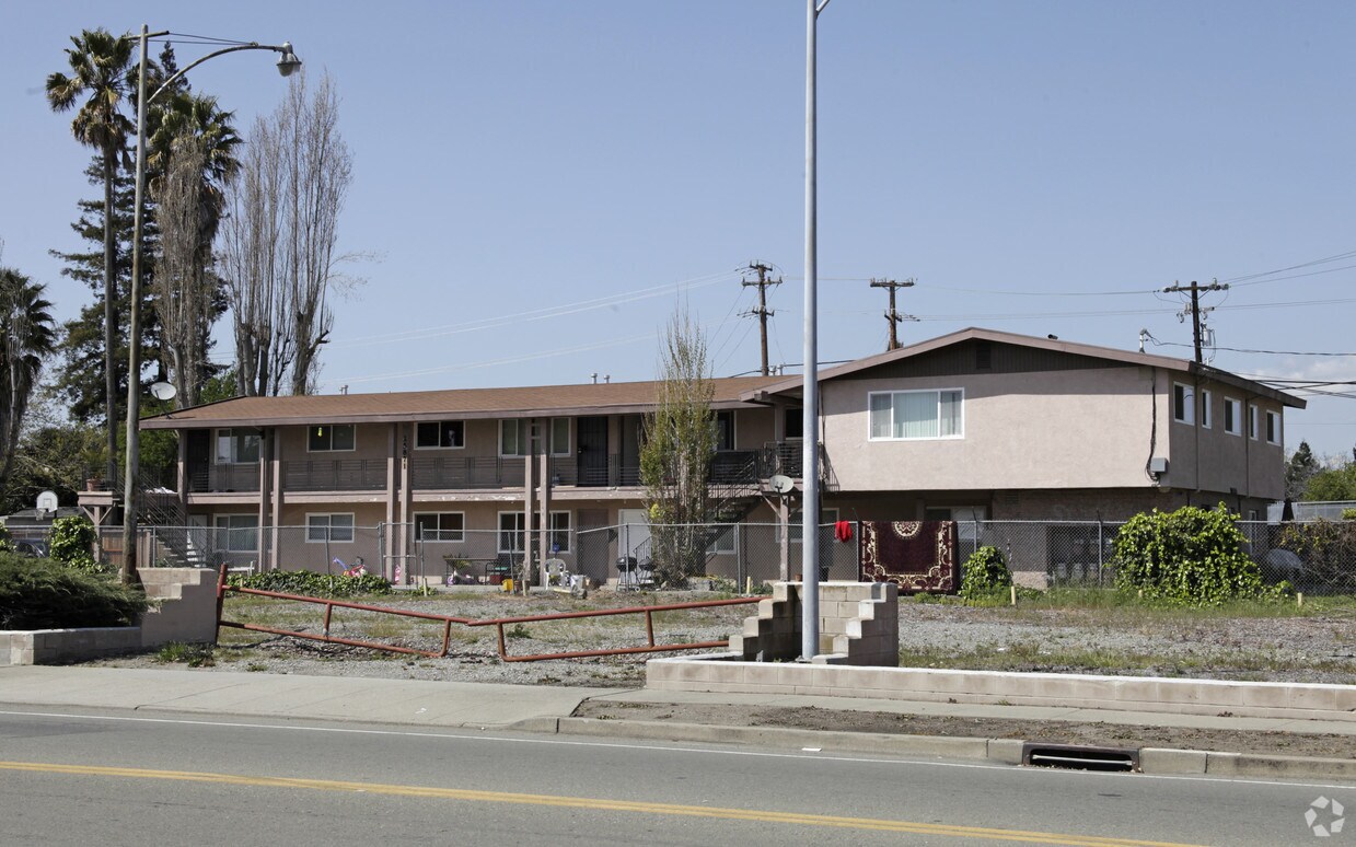 Primary Photo - 25871 Huntwood Ave