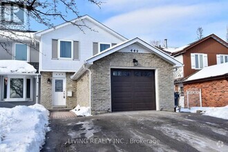 Building Photo - 449 Daralea Heights