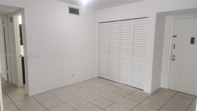 Foto del edificio - 13707 Kendale Lakes Cir
