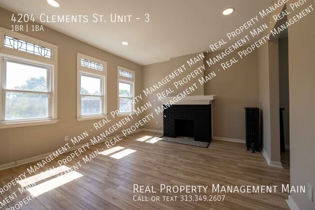 Foto del edificio - 4204 Clements St