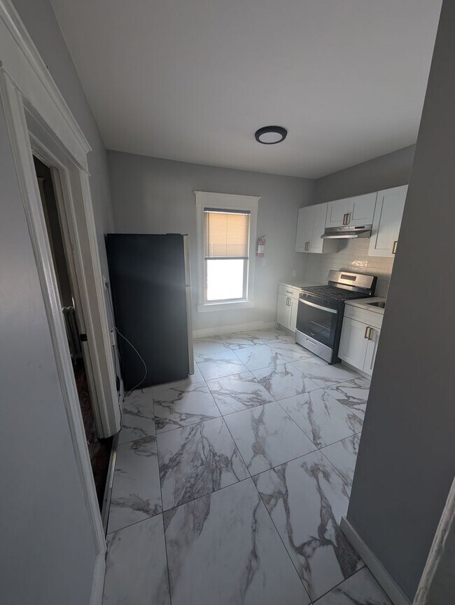 Photo - 160 S 12th St Apartment