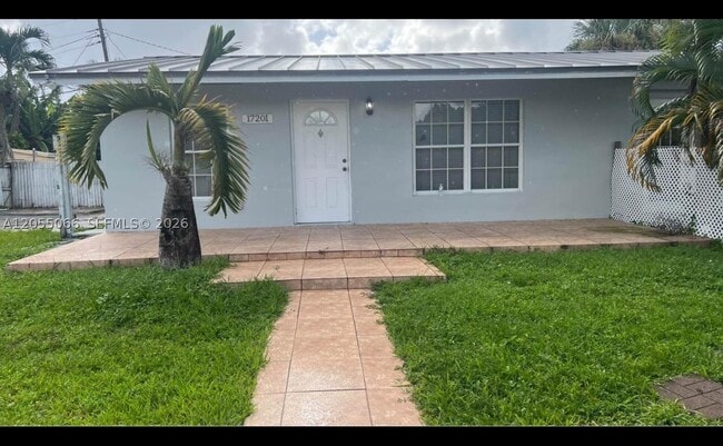 Foto del edificio - 17201 NW 53rd Pl