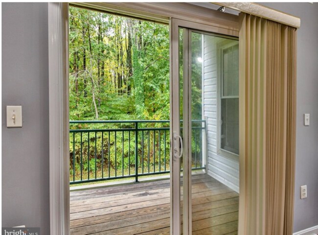 Building Photo - 15605 Everglade Ln