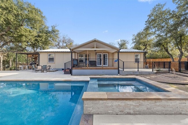 Building Photo - 5519 Hiline Rd