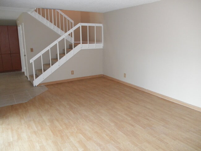 Foto del edificio - Waterview Estates