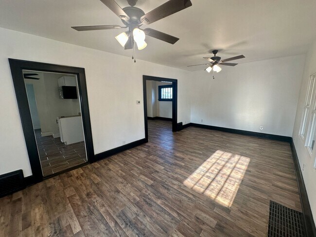 Foto del edificio - 3051 Engle Pl SW