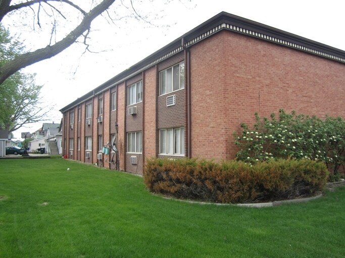 Foto del edificio - 202 E Rees St