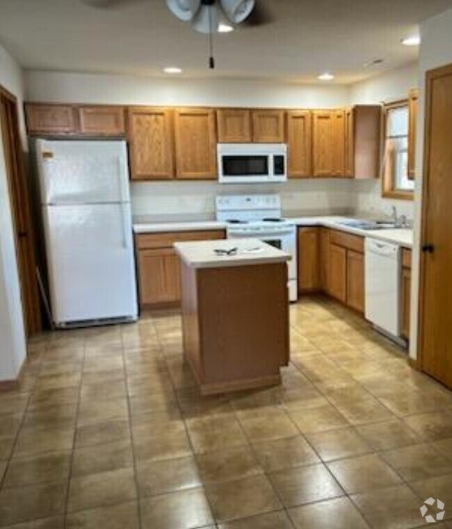 Apartments For Rent in Camp Douglas, WI with Hardwood Floors 1